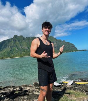Bryce Hall Instagram - i don’t wanna leave