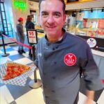 Buddy Valastro Instagram - Surprise visit from @buddyvalastro to get you Super Bowl ready 😋🔥🍕 Harrah's Las Vegas
