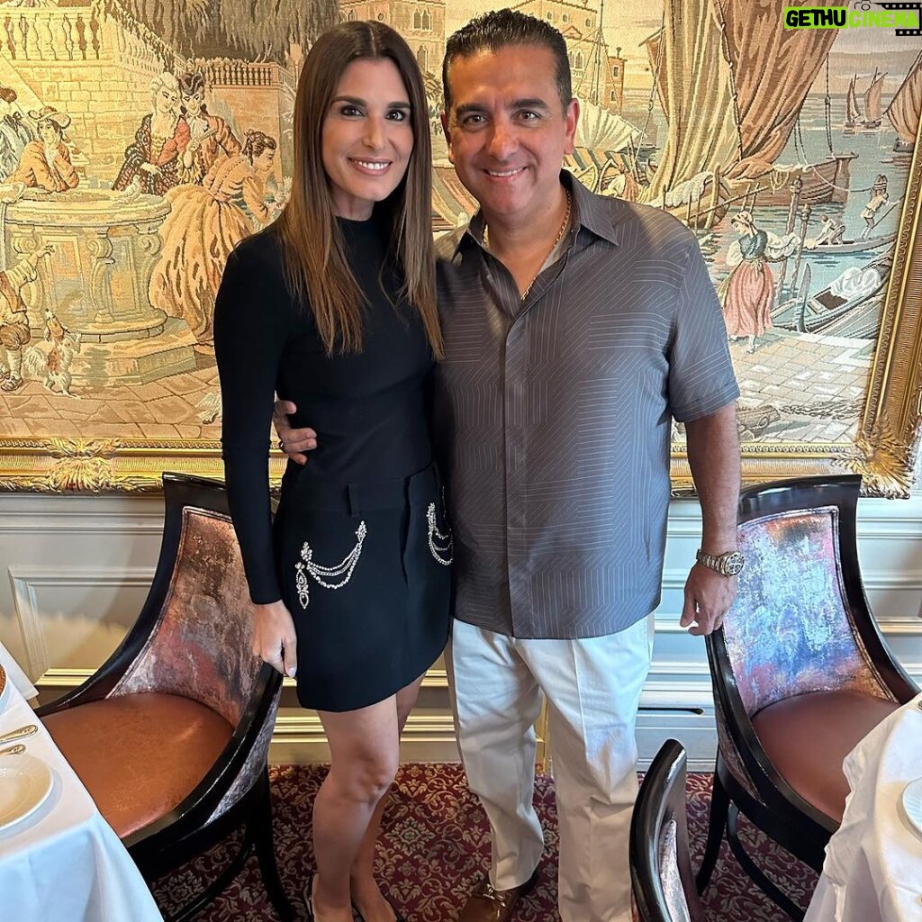 Buddy Valastro Instagram - Dinner date @ilcapriccionj with my queen of hearts @lisavalastro4 every night with you is like our first date all over again ❤️ #datenight Il Capriccio Restaurant
