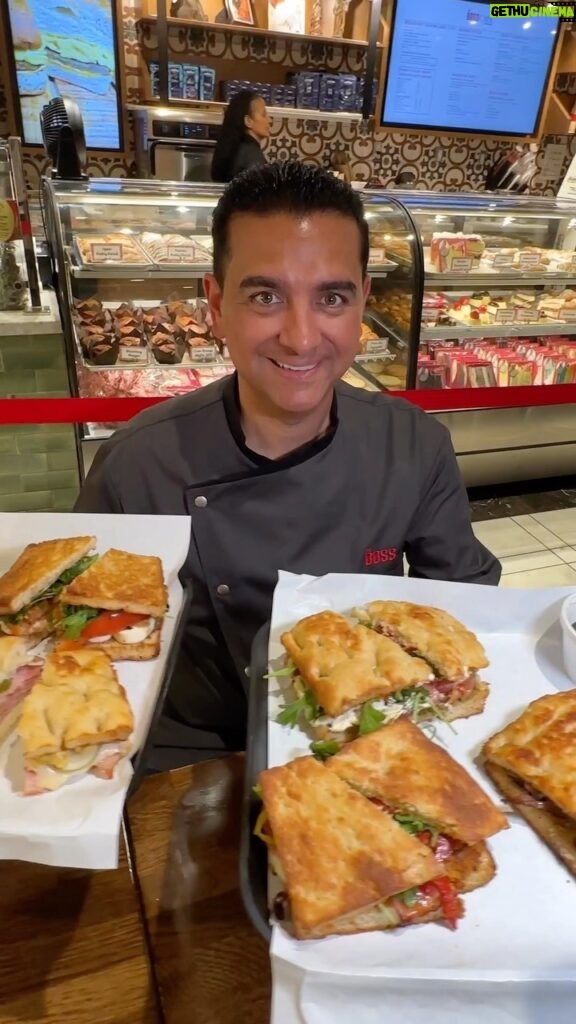 Buddy Valastro Instagram - While every month is Sandwich Month at #bosscafe, we know you’ll be in this August to celebrate all the sandwich deliciousness. #buddyvalastro #thelinq #vegas #nationalsandwichmonth #sandwichmonth #sandwiches #sandwich #sandwichesofinstagram #celebrate #foodholiday