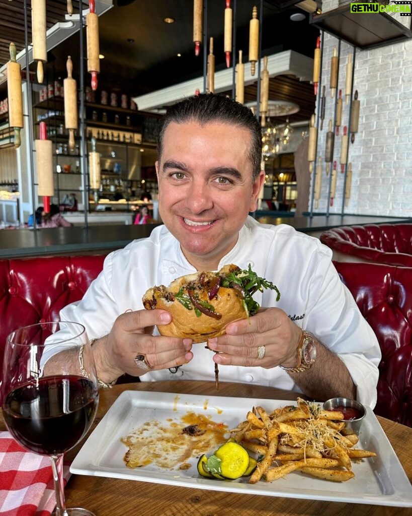 Buddy Valastro Instagram - Smiling because our steak sandwich is just that good! Next time you’re here for lunch, give it a try and let us know what you think! #buddyvs #thevenetianlasvegas #vegas #steaksandwich #sandwichesofinstagram #fuggetaboutit Las Vegas, Nevada