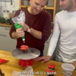 Buddy Valastro Instagram - Like father, like son 🧁🎄👨‍🍳 Catch the premiere of #YesChefChristmas this Sunday at 8/7c on Lifetime! #ItsAWonderfulLifetime