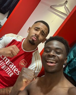Bukayo Saka Instagram - Smile bro we got the 3 points 😂