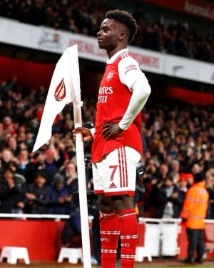 Bukayo Saka Instagram - Good Night Gunners ⚽️😁🚩