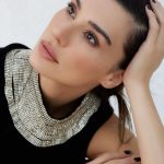Burcu Kiratli Instagram - 🖤🎩🪄