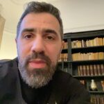 Bushido Instagram - An alle Durstexpress-Mitarbeiter hier in Berlin. Danke, dass ihr uns mit Getränken beliefert. So viele Überstunden, um uns in dieser schwierigen Zeit zu unterstützen. Danke für alles und erscheint bitte weiterhin zu eurer Schicht. Ihr leistet einen guten und wichtigen Beitrag. Vor allem können die älteren und geschwächten Mitbürger dadurch zu Hause bleiben. Tausend Dank ❤️