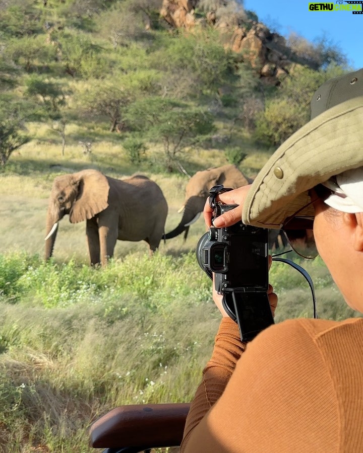 Buthaina Al Raisi Instagram - There is no place like Africa 🦋 . رسمياً وقعت غي غرام كينيا .. ما في كلمات ممكن توصف جمالها 🦋🦋🦋 Samburu National Reserve