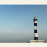 Álvaro Morte Instagram - Menorca. Hasta pronto, isla bonita. 💙 Gracias @ivankhanet @lagoresortme @aquarium_rte y a todo el equipo por los cuidados infinitos. Os voy a echar mucho de menos Lago Resort Menorca