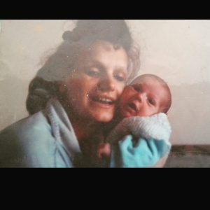 Çağatay Ulusoy Instagram - 23.09.1990  Arkadaşlar,
 iyi dileklerinizle ,güzel sözlerinizle ,bana göndermiş olduğunuz hediyelerle ve benim adıma yapmış olduğunuz yardımlarla ,bana hissettirdiğiniz bu güzel duygular için çok teşekkür eder,hepinizin hayallerinin gerçekleşmesini dilerim.. I would like to thank everyone for wishing me a happy birthday. I feel so fortune to have so many great friends like you. I wish you all a great future and that all your dreams become your reality. Thank you so much.

Yo quiero agradecer a todos por desearme un feliz cumpleańos. Me siento muy afortunado de tener a tantos amigos como ustedes. Deseo un gran futuro para todos y que todos sus sueńos se hagan realidad. Muchisimas gracias y buenas noches.