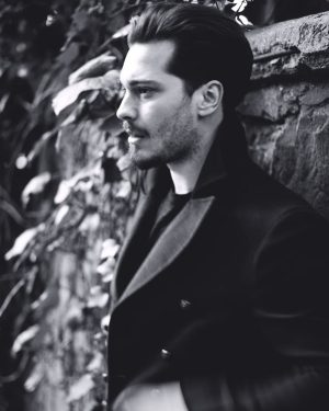Çağatay Ulusoy Instagram - 