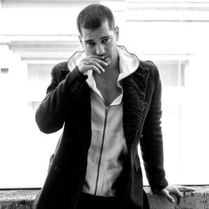 Çağatay Ulusoy Instagram - @lofficielhommesturkiye