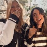Çağla Şıkel Instagram - Kim kim? @basak__leyla