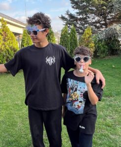 Çağla Şıkel Instagram - Yazıp yazıp siliyorum ,hayatta bazı duyguların tarifi yokmuş… 🥹 İyi ki varsın diyebiliyorum, İyi ki benim oğlumsun, iyi ki senin Annen olmuşum … Seni çok seviyorum Oğlum…♥️ Doğum günün kutlu olsun♥️ Nice güzel mutlu ,sağlıklı ,yaşlara..💫🎂 Hupalupa