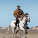 Éric Cantona Instagram – Ce soir sur France 3 à 21h00 « le voyageur 2» Comme on est confiné, autant s’évader en Camargue!!!
This evening on France 3 at 9pm « the traveler 2 »