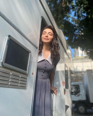 Öykü Gürman Instagram - Nurgül öğretmen ❤️
🎤📚✒️🎼📽🎵🎶
Bandırma füze kulübü yarın sinemalarda… 
#bandırmafüzekulübü 🚀🚀🚀
@nesrinnamal @alkanserra 
@dijitalsanatlar @cgvmarsdagitim @bandirmafuze @bandirmafuzekulubufilmi