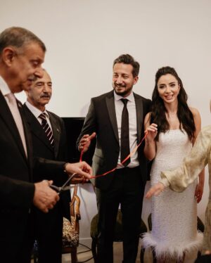 Öykü Gürman Instagram - 📸 @nilgunkara #photography 
#aile ❤️☺️🙏🏼