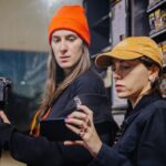 Öykü Karayel Instagram - Böyle bi’şey oldu🫣🫠 Can BoNomo- Sustum Yayında! Söz - Müzik: Can Bonomo Yönetmen: Öykü Karayel Düzenleme: Can Saban Kayıt: Ali Rıza Şahenk (The FatLab) Mix ve Mastering: Ali Rıza Şahenk Görüntü Yönetmeni: Gözde Kural Kurgu: Gözde Kural Oyuncular: Beran Soysal, Esra Ruşan, Uğur Uzunel Prodüksiyon Ekibi: Kazım Çakır, Sancak Yıldız, Cansu Caso, Binali Renas Atasever Backstage Photos: Ahmet Emre Saka Özel Teşekkür; Özgür Mısral-Filmarka