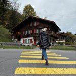 Özge Gürel Instagram – Buralar hep dutluk 🫠 Lauterbrunnen, Switzerland -Swiss Alps