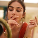 Özge Gürel Instagram - Şuraya bi’ özlü söz olurdu aslında 🙄🧡