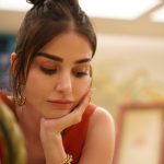 Özge Gürel Instagram - Şuraya bi’ özlü söz olurdu aslında 🙄🧡