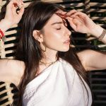 Özge Gürel Instagram - Hello summer 🌞⛱ ( veee @serkancayoglu fotografçılığa göz kırpıyor 😂🙈)