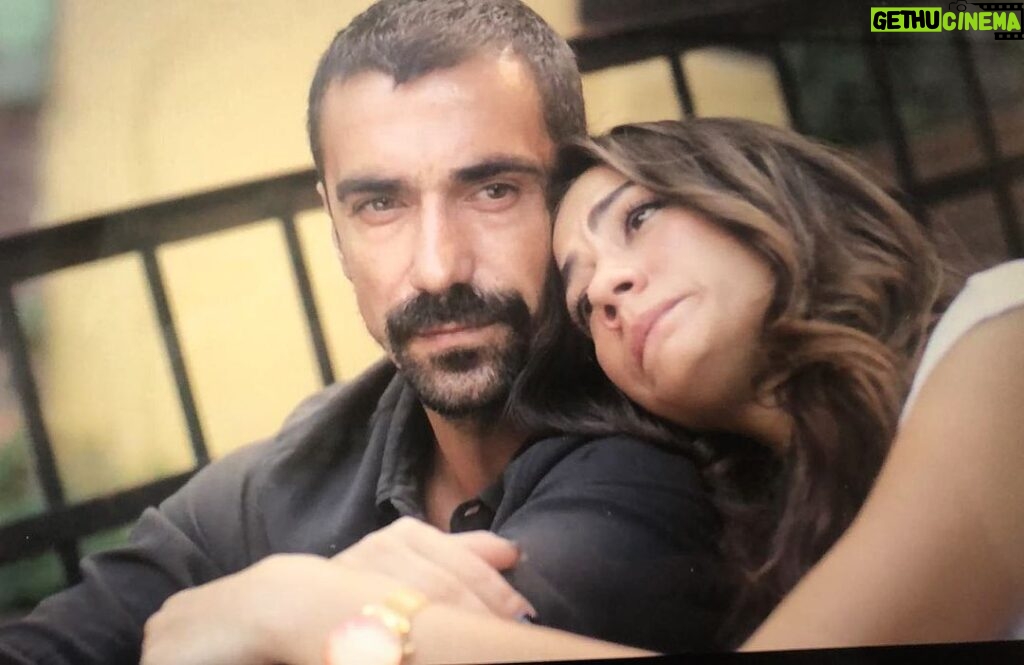 İbrahim Çelikkol Instagram - Canım Demet’im 🙏🏽 Bu akşam sizlerleyiz @tv8 de ✋🏻 @cagribayrak @dogdugunevkaderindir