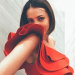 İrem Sak Instagram - 🎁 want a gift?