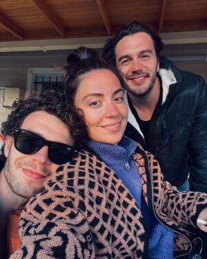 İsmail Ege Şaşmaz Instagram - Bayram süprizi 🍬🤷🏻‍♂️ Herkese iyi bayramlar 🤍