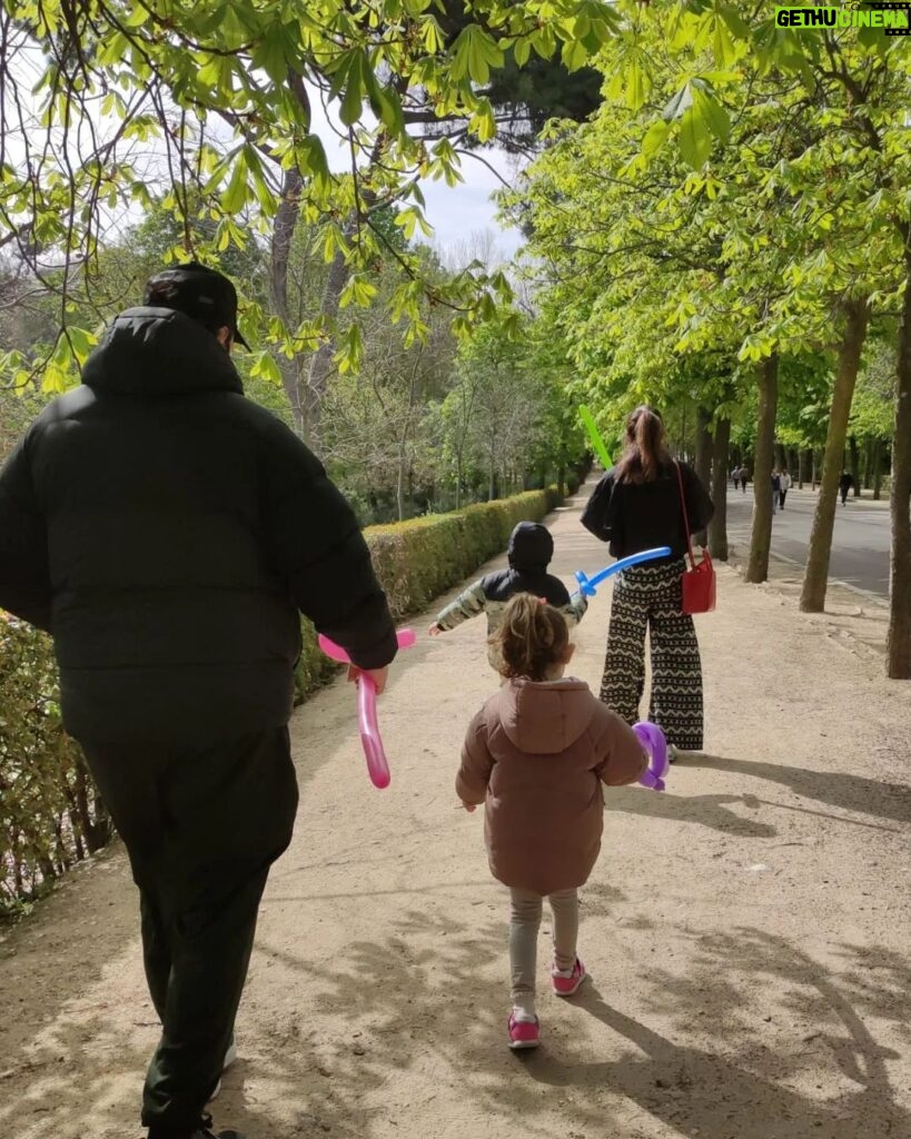 Şahan Gökbakar Instagram - Ne güzeldi... ❤👨‍👩‍👧‍👦 🧿