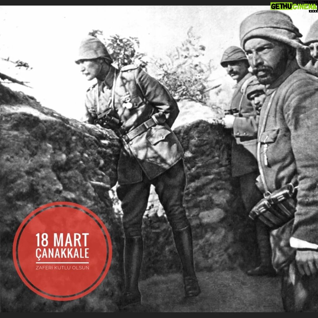 Şahan Gökbakar Instagram - Ebedi Başkomutan Mustafa Kemal Atatürk ve bu topraklar için şehit olmuş tüm kahramanların ruhları şad olsun. Minnetle anıyorum. ❤🇹🇷 #18martçanakkalezaferi #18mart #atatürk