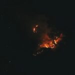 Şahan Gökbakar Instagram - Vadiyi yaka yaka asagi geliyor... Hava esmiyor su an yavaş ilerliyor. Ama son durum bu... Bekliyoruz...