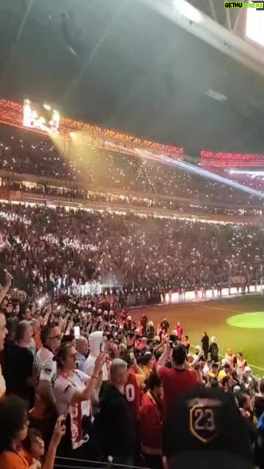 Şahan Gökbakar Instagram - ❤💛🏆Şampiyon Galatasaray 🏆💛❤
