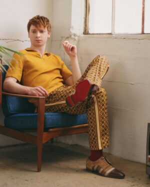 Calum Worthy Instagram - And the winner of most pale human goes to.... 🏆
-
Photography: @emilysandiferphotography 
Editor-In-Chief: @jazzieperrier 
Story: @thildariou 
Videography: @anissavisuals 
Styling: @apuje 
Stylist Assistant: @georgesaintthomas 
Grooming: @heyannabee using @oribe and @glossier