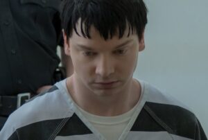 Calum Worthy Instagram - The final episode of THE ACT is now on @hulu! Have your tissues ready. It’s an emotional episode and it’s allergy season.