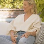 Cameron Diaz Instagram - de·li·cious /dəˈliSHəs/ adjective: Highly pleasant to the taste. Delightful. @avaline 🍇 😋 Los Angeles, California