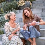 Cameron Diaz Instagram - Introducing @avaline! 🌟 It all started two years ago on a beautiful Los Angeles afternoon in the backyard with @katherinepower. We realized that we knew the contents of everything that went onto and into our bodies—why not wine? Our journey to answer that question led us to create @avaline, a range of clean wines. I’ve always believed that the key to wellness is balance. ⚖️ Creating a clean wine that is full of natural goodness and free from dozens of unwanted and undisclosed extras helps me find that balance when I’m enjoying a glass of wine. It’s wine at its purest, created for those who embrace the pleasure of a whole life and a relaxed approach to wellbeing. 🍷✨ Link in bio. Cheers to that! CD #avaline Los Angeles, California