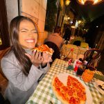 Camila Loures Instagram – Conhecendo mais um lugar q era um sonho .. Itália 🇮🇹🍕🤌🏽 quem ta acompanhando os stories dessa viagem??? ❤️ Veneza, Itália