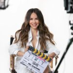 Camila Sodi Instagram - Estoy con mi familia @pantenemexico para mostrarles sus nuevos acondicionadores diarios 3 Minute Miracle para lograr un pelo más suave, fuerte y brillante! ✨💪🦋 Ustedes saben que amo Pantene y es que estos nuevos productos vienen con perlas pro-vitaminas que nutren y se disuelven en el pelo, ¡tienen que probarlos! Son una maravilla! #PeloPantene #PantenePerlasProVitaminas #publicidad