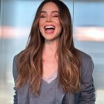 Camila Sodi Instagram - Muy Miu Miu 🐈‍⬛ ❤️‍🔥está muy cabron mi equipo: @jukajukajuka styling @chentechapitas make up @alejandroiniguezhair hair @el_lanco RP @zuniguita mi ángel Promo SIN HUELLAS @primevideo @primevideoes @primevideomx