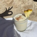 Camila Sodi Instagram - El paraíso 🦋 las mejores piñas coladas 🍹mi familia hermosa ❤️ manitas de cangrejo 🦀 baños al exterior 🚿 vino helado 🍷club de patos @clubpatos 🦆 micheladas de bienvenida 🍻 hermana eres una genio 🧞‍♂️ @_matriarca_ 💛 @yucatanturismo 🧃 Sisal, Yucatan