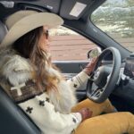 Camila Sodi Instagram - Home 🤍❄️ #fauxfur 🤌🏼 Aspen, Colorado