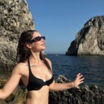 Camila Sodi Instagram – Esperando a mi novio like 🎣 Amalfi Coast, Italy