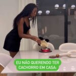 Camilla de Lucas Instagram - QUEM NUNCA? 😂😂 É galera, não tem jeito! Oficialmente mamãe de pet e obcecada pelo Barth haha! @blecaute27