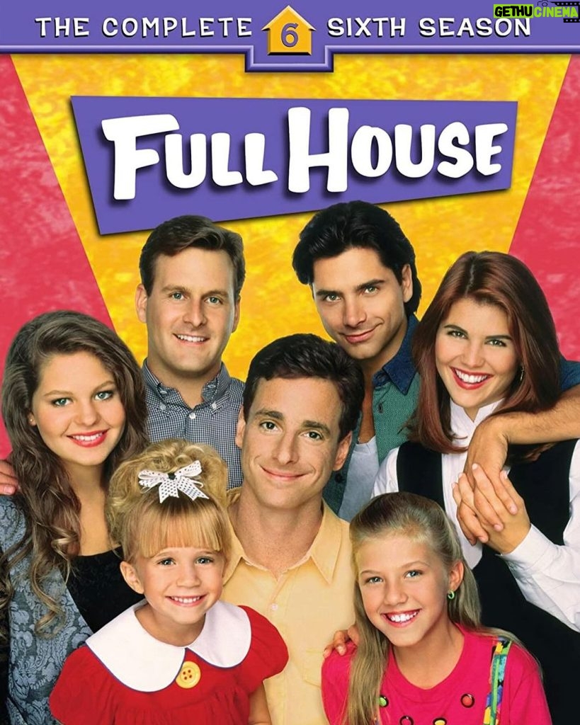 Candace Cameron-Bure Instagram - Choose your fighter 🏠 #fullhouse