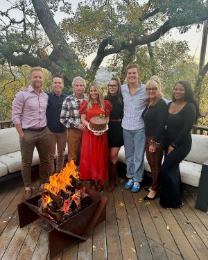 Candace Cameron Bure Instagram - A very Bure Thanksgiving with all my babies in one place!!! Beyond grateful for this family the Lord has blessed me with, and for 80 wonderful years of my Dad…the one that keeps us all laughing 🎂🧡