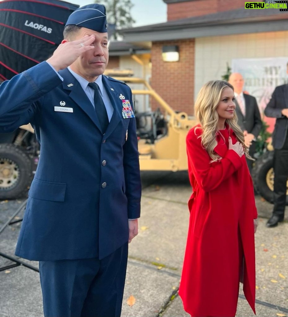 Candace Cameron-Bure Instagram - About last night ❤️✨ @gactv + @candyrock.entertainment put on an event to premiere our upcoming Christmas movie ‘My Christmas Hero’ for all the military families at Joint Base Lewis-McChord. It was such a joy to see and meet ALL that came out to watch!! You can tune into #greatamericanfamily on November 24th at 8/7c! Mcchord Air Force Base, Washington