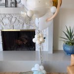 Candace Cameron-Bure Instagram - I came home from work to this gorgeous balloon bouquet from my husband ❤️. He loves giving gifts and spending quality time together. My heart is full. I’m a blessed woman. Happy 27th anniversary to us 🥂