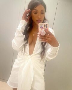 Candice Patton Instagram - ☁️9 Los Angeles, California