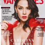 Carolina Miranda Instagram - Confieso que de chiquita yo pedía que me compraran esta revista 🥹 y años después estamos en portada,gracias @vanidadesmx por el espacio y por dejarme hablar de cosas tan importantes como la mujer,el ego,la salud mental y nunca rendirse ❤️🔥🎬 que hermosa entrevista y abrirles el corazón!!! 🥰🥰🥰 gracias a todo el equipo que hizo esto posible 💋💃🏻 Fotografía- @santiagoriu Editora- @cynthialeppaniemi Maquillaje y peinado- @izmael_padilla Stylist- @rodrigoaalcantara Gracias- @luciaalarconz Vanidades