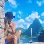 Caroline Flack Instagram - Why is holiday skin always your best skin ... slathering round in cream like there is no tomorrow 🙏🏻